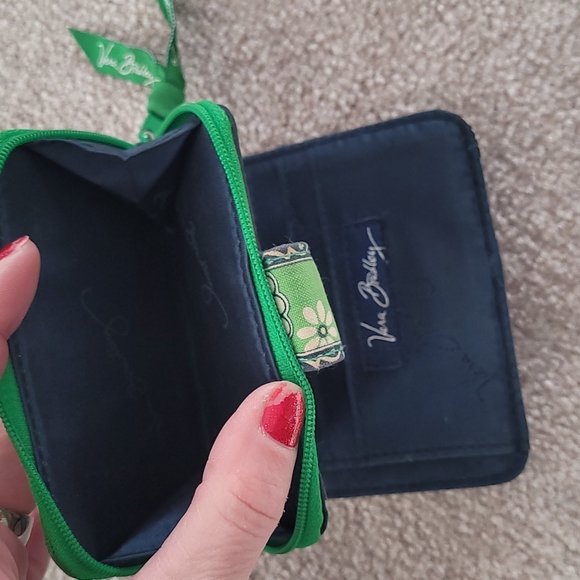 Vera Bradley bundle, shoulder bag & wallet - Picture 6 of 6